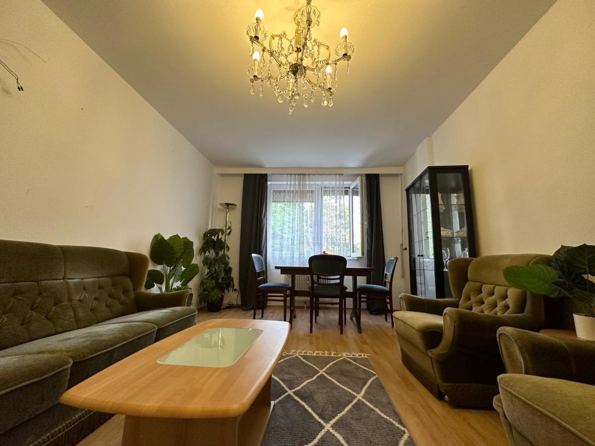 2 Rooms Flat With Balcony, Near Of Center Viena Exterior foto